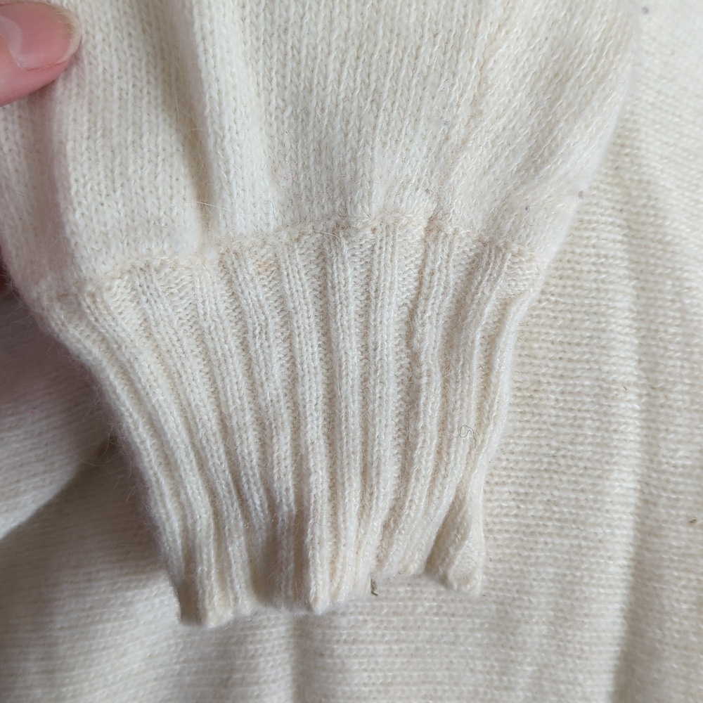 Vintage 90's Angora Sweater - Picture 4 of 10